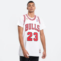 Mitchell & Ness Authentic Chicago Bulls Michael Jordan 1995-96 Jersey