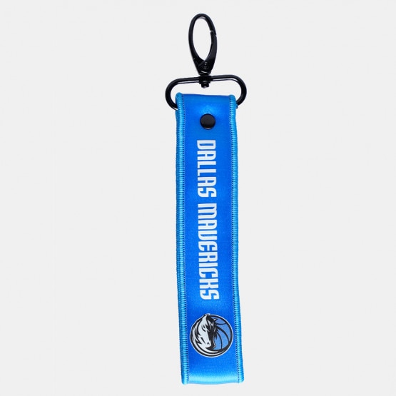 Back Me Up Dallas Mavericks Key Chain