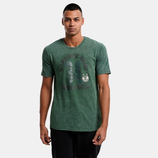 Nike NBA Milwaukee Bucks Mineral Wash Graphic Men's T-Shirt