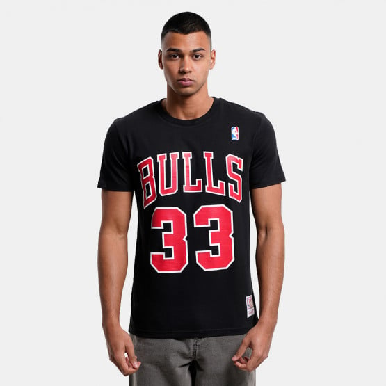 Mitchell & Ness Name & Number Scottie Pippen Chicago Bulls Men's T-Shirt
