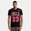 Mitchell & Ness Name & Number Scottie Pippen Chicago Bulls Men's T-Shirt