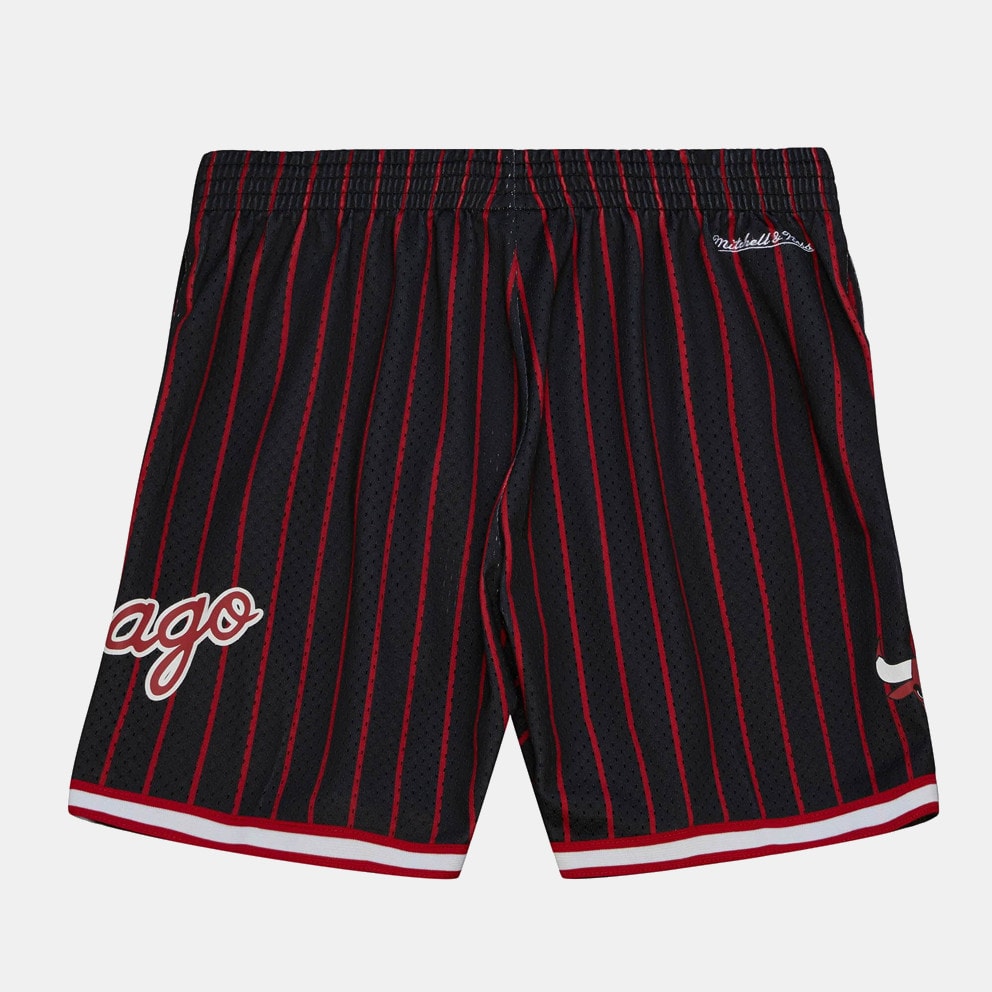 Mitchell & Ness Hometown Mesh Chicago Bulls Men's Basketball Shorts