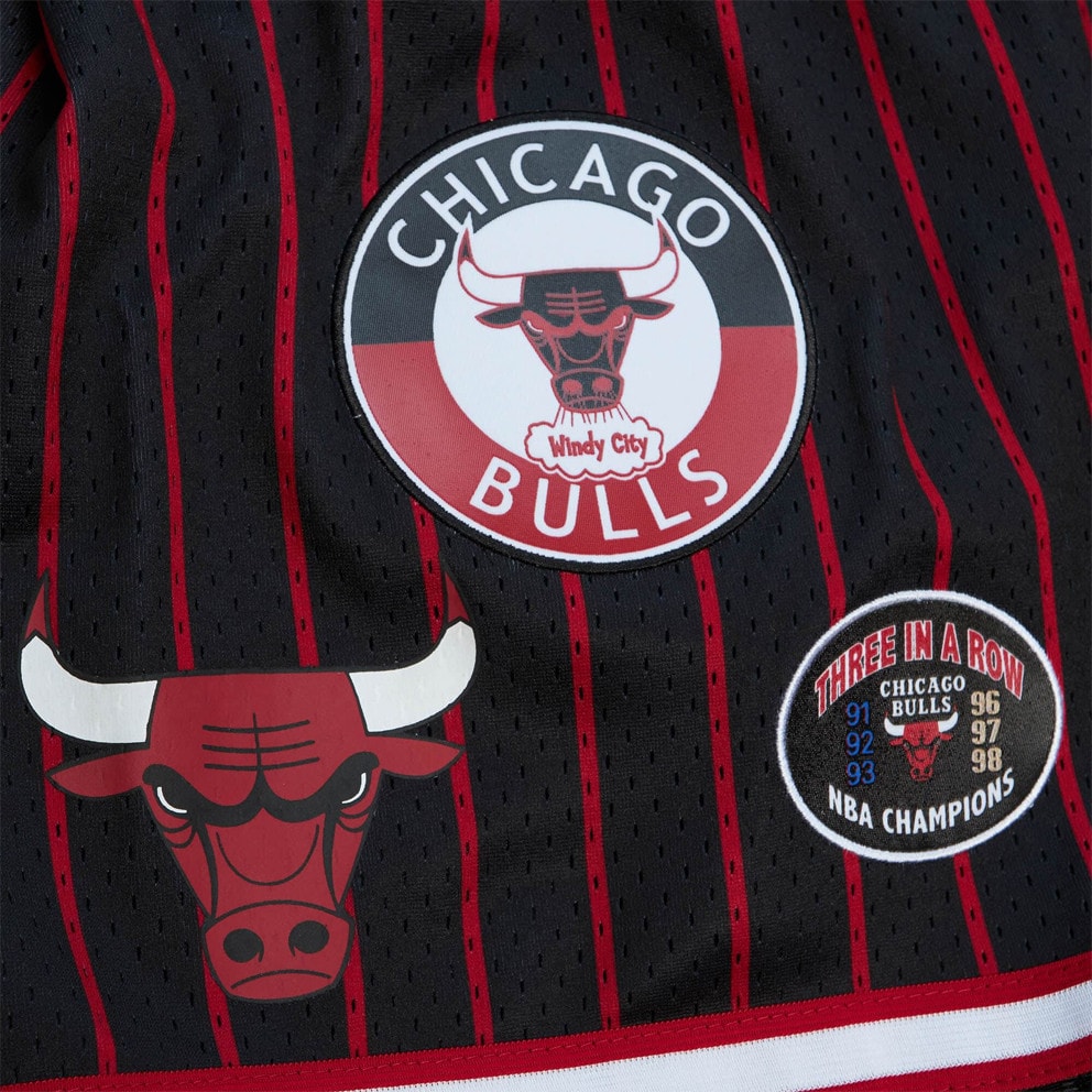 Mitchell & Ness Hometown Mesh Chicago Bulls Men's Basketball Shorts