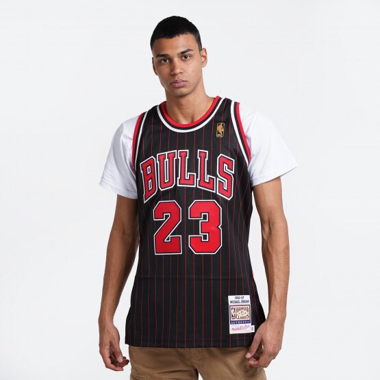 Mitchell And Ness x NBA Men Chicago Bulls Michael Jordan Jersey - White 94  (white)