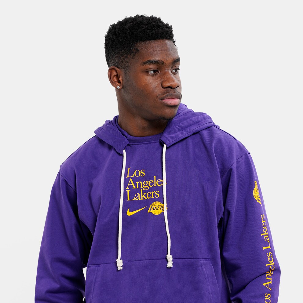 Nike Dri-FIT NBA Los Angeles Lakers Standard Issue Courtside Ανδρική Μπλούζα με Κουκούλα