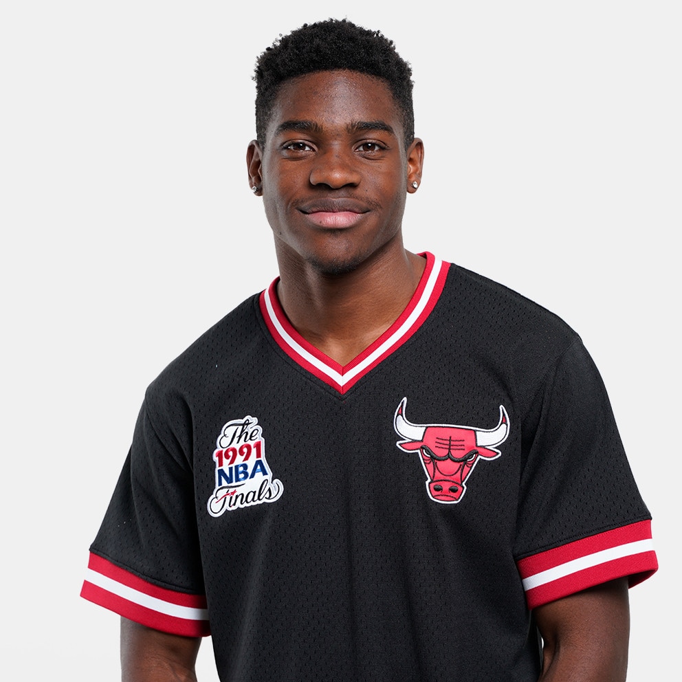 Mitchell & Ness NBA Chicago Bulls Fashion Mesh V-Neck Vintage Logo Men's Basketball Jersey