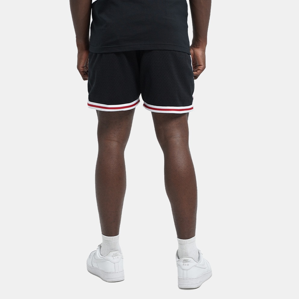 Mitchell & Ness Nba Logo Over Game Day Shorts Bull